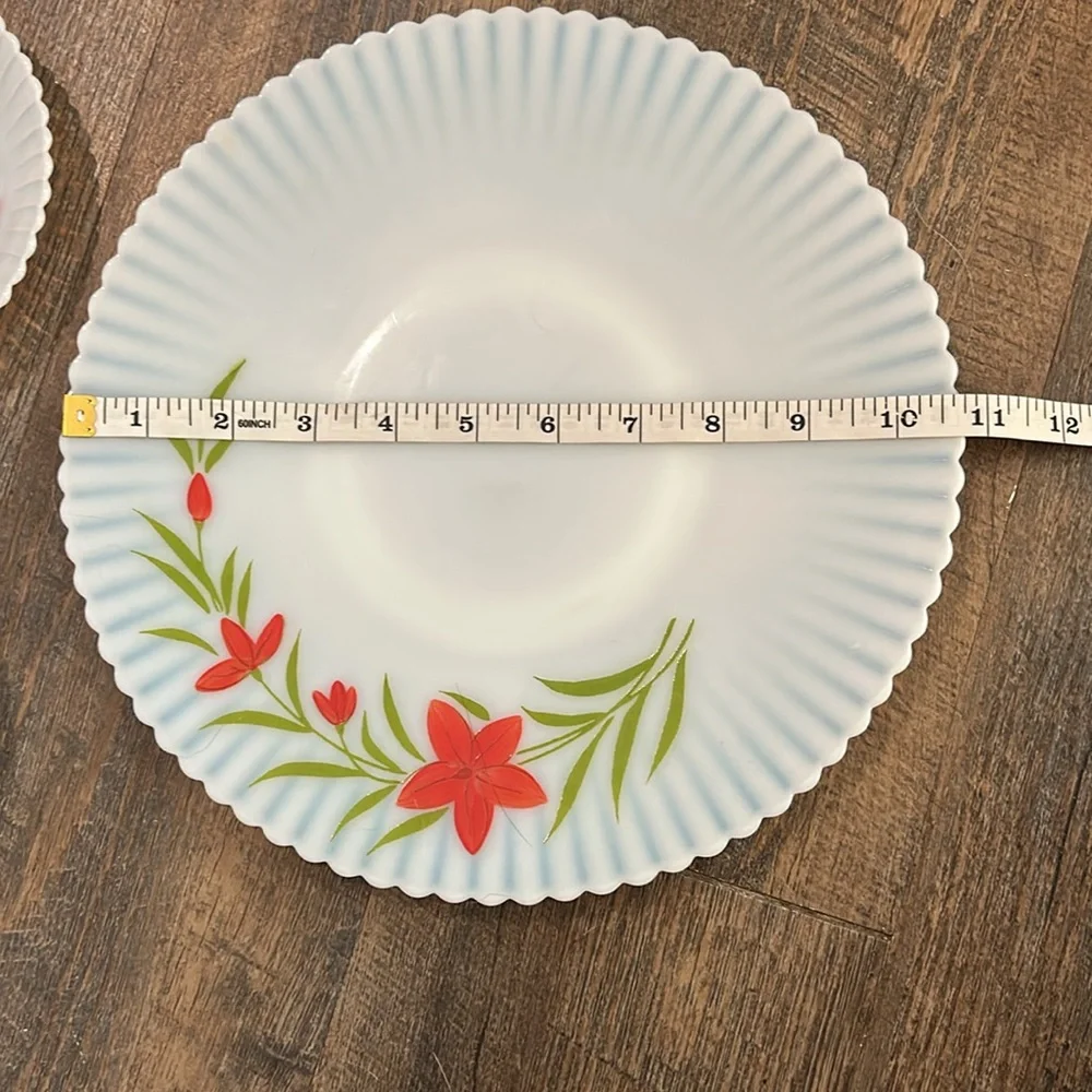 1930's‎ MacBeth-Evans Depression Glass Petalware Florette Cake 2 dessert plates